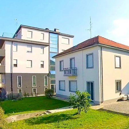 Villa Manzoni Meda エクステリア 写真